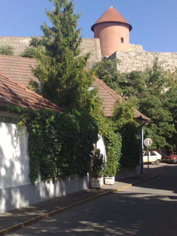 Minaret Apartman Eger Quarto foto