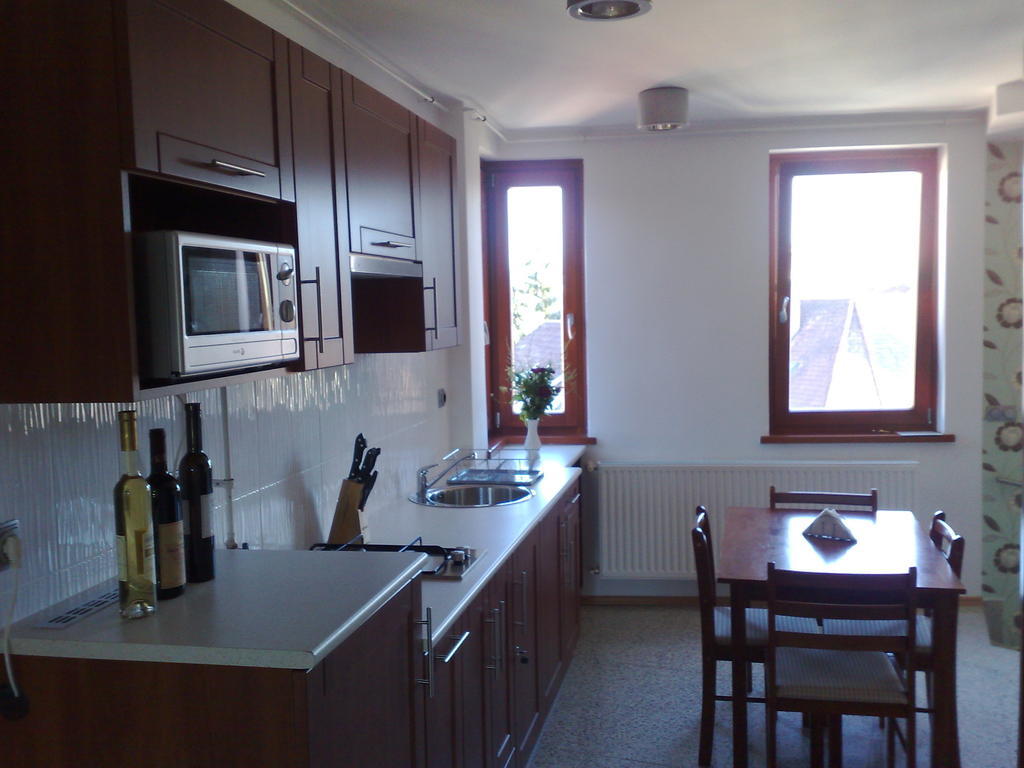 Minaret Apartman Eger Quarto foto