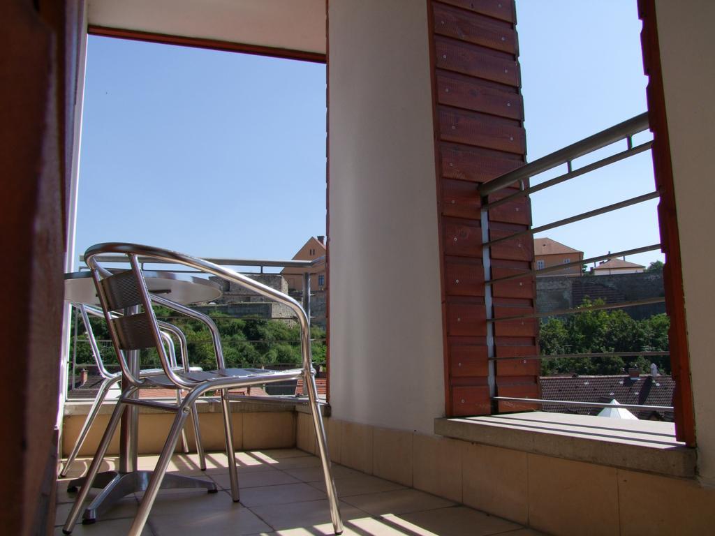 Minaret Apartman Eger Quarto foto